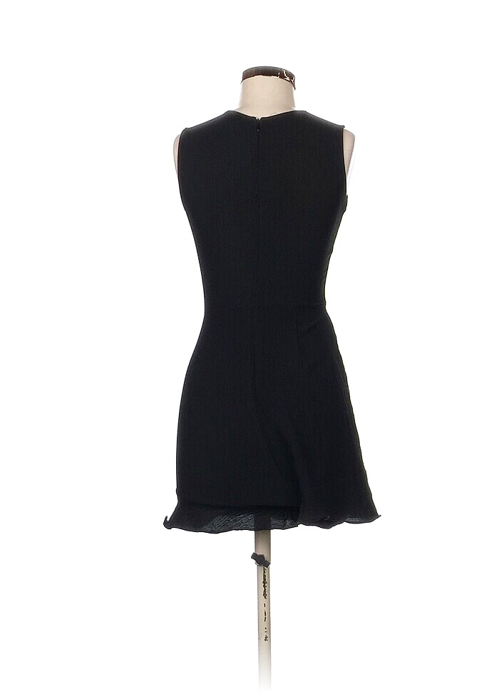 Trendyol & Milla Kısa Tulum %70 İndirimli. - Görsel 3