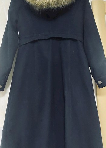 Siyah Fermuarlı Uzun Kadın Kaban - Görsel 3