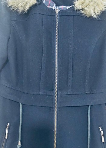 Siyah Fermuarlı Uzun Kadın Kaban - Görsel 6