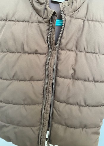 Bej Kapüşonlu Erkek Çocuk Yelek - Görsel 4