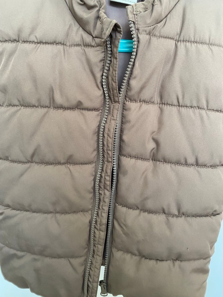 Bej Kapüşonlu Erkek Çocuk Yelek - Görsel 4