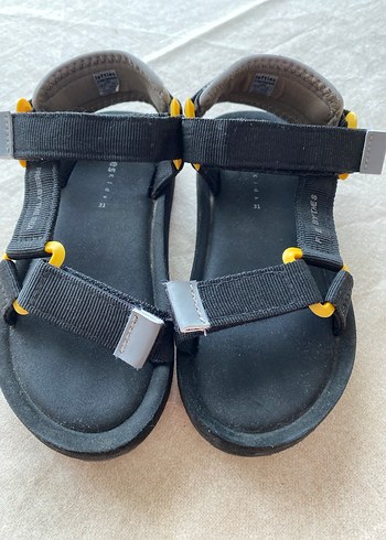 Ayarlanabilir Tokalı Erkek Çocuk Terliği - Görsel 2