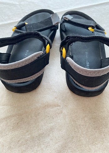 Ayarlanabilir Tokalı Erkek Çocuk Terliği - Görsel 4