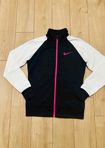 Nike m
