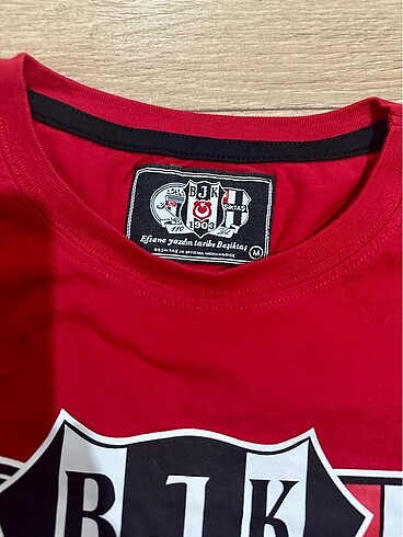 m Beden kırmızı Renk Beşiktaş 110. Yıl Tişört