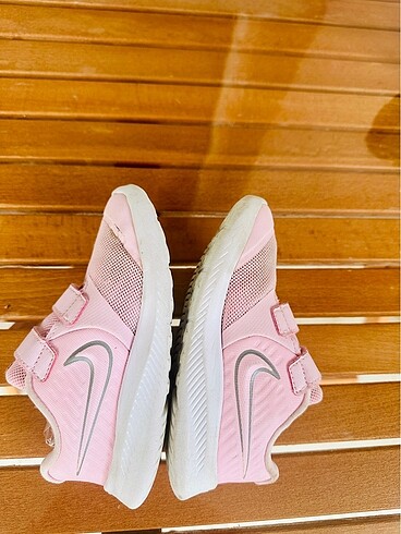 26 Beden Nike Spor Ayakkabı