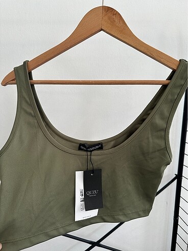 QUZU HAKİ YEŞİLİ CROP