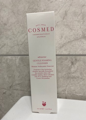 Cosmed Cosmed Ultrasense Nazik Köpüren Yüz Temizleyici 150 ml