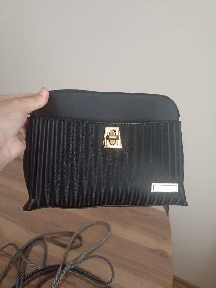 NAS Siyah Pliseli Kadın Çanta - Görsel 3