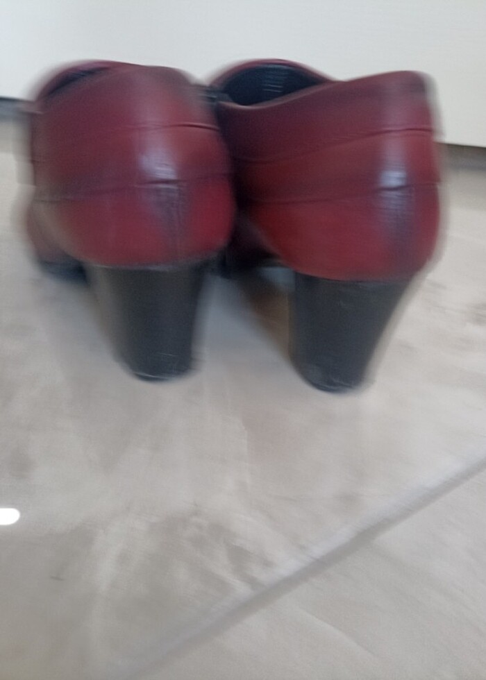 Kadın kısa bot - Görsel 3