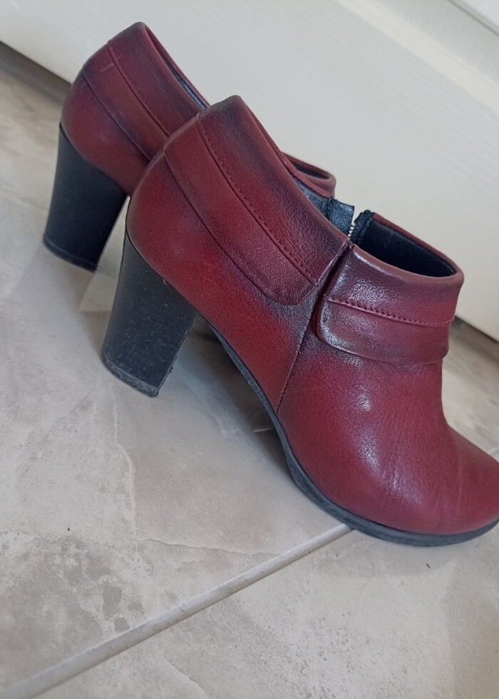 Kadın kısa bot - Görsel 4