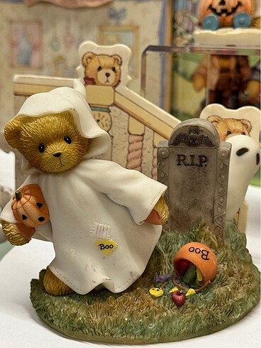 TEDDY BEAR