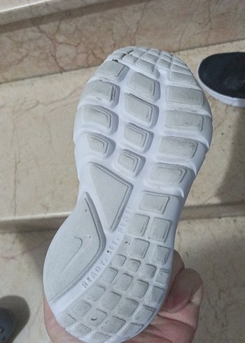 30 Beden siyah Renk Nike Erkek Çocuk Siyah Günlük Spor Ayakkabı