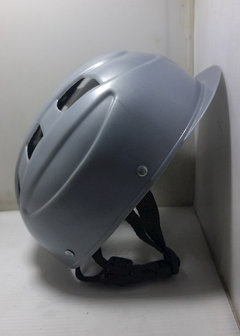 Gri Erkek Kaykay Pateni Tokalı ve paten kaskı - Görsel 2