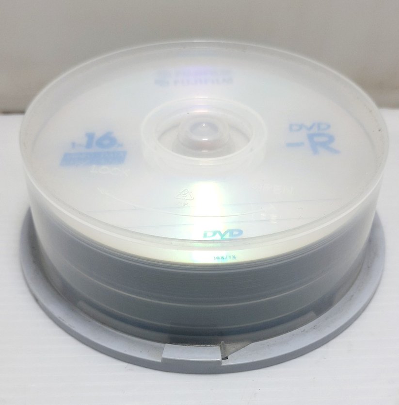 Yundai ve Fujifilm CD ve DVD Disk Seti - Görsel 4
