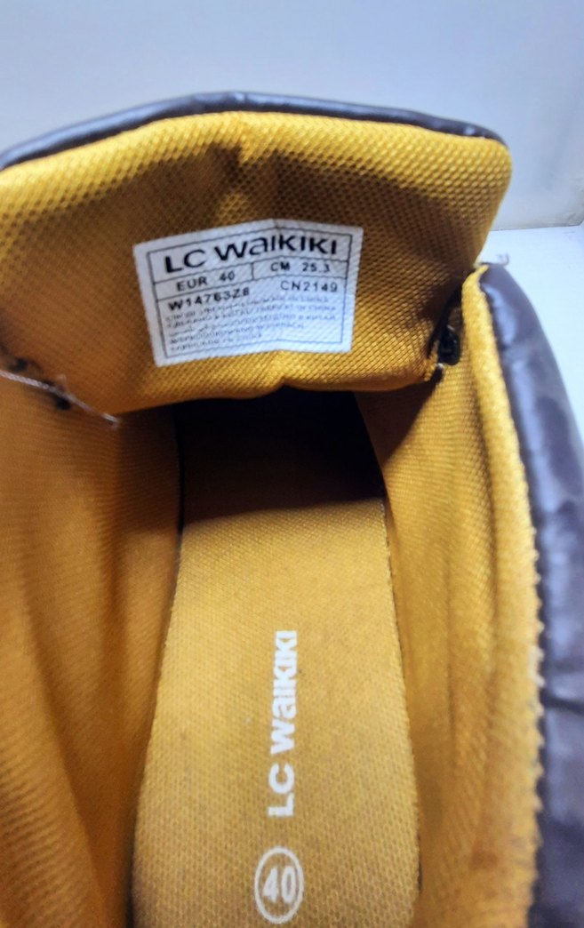 LC Waikiki bot - Görsel 4