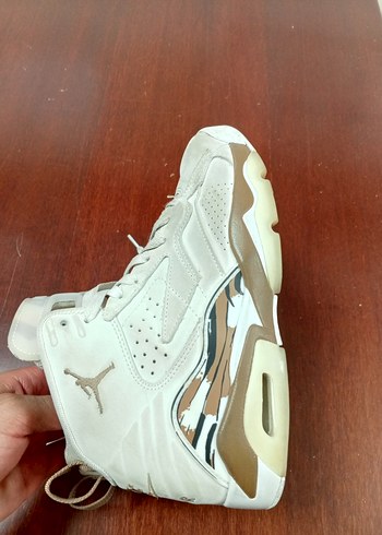 Nike NiKE JORDAN ORJİNALBeyaz Bağcıklı Basketbol Ayakkabısı 38.5