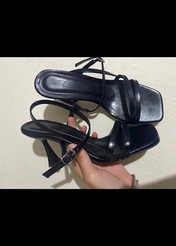 38 Beden siyah Renk Siyah Minimalist Topuklu Kadın Sandalet