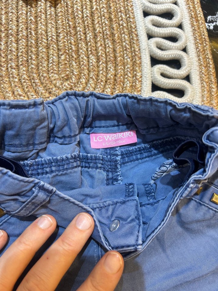 Düğmeli Kız Kot Şort - Görsel 2