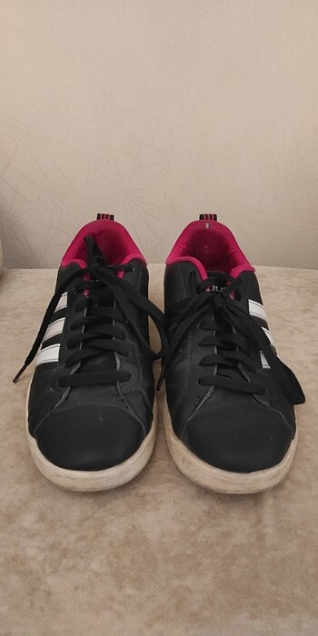 Adidas Kadın spor ayakkabı 