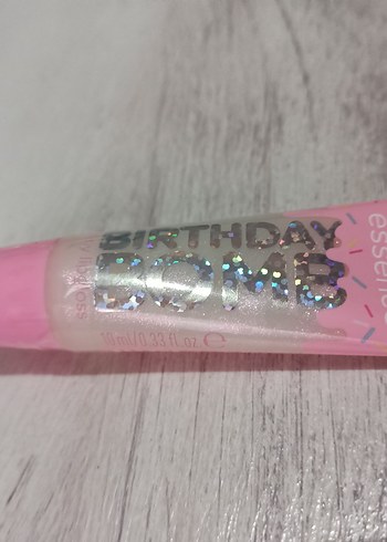 essence Parlak Dudak Parlatıcısı - Görsel 2