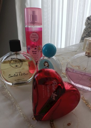 Kadın Parfüm Seti ve Vücut Spreyi - Görsel 3