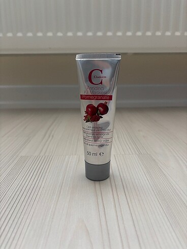 Claderm kil maskesi narlı 50 ml
