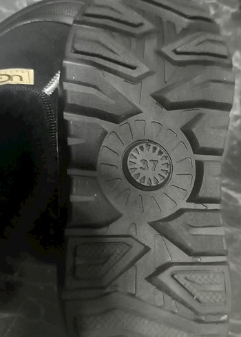 UGG Siyah Örgü Detaylı Kadın Dolgu Topuk Bot - Görsel 5