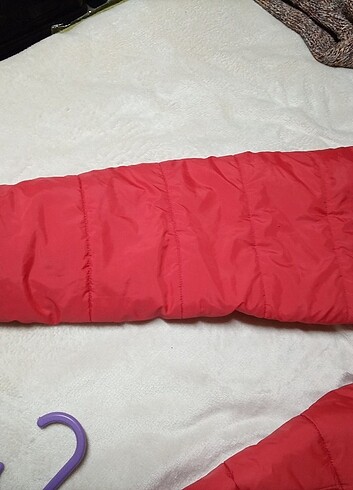 Kapşonlu Şişme mont kırmızı hem yelek hem ceket oluyor - Görsel 12