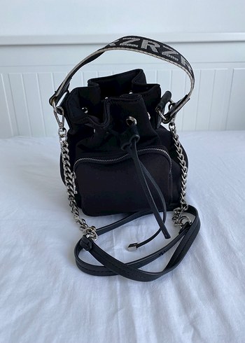 Zincir Detaylı Siyah Deri Kadın Çanta - Görsel 3
