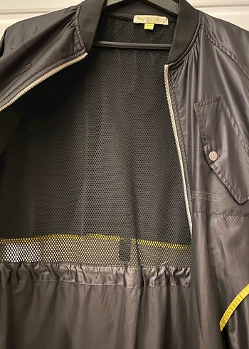 Kadın Siyah Uzun Yağmurluk - Görsel 5