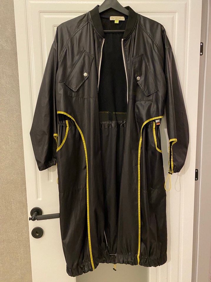 Kadın Siyah Uzun Yağmurluk - Görsel 2