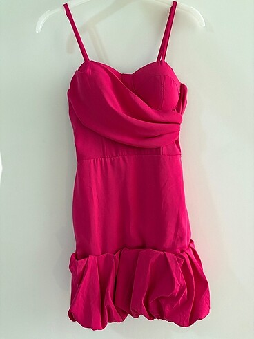 Pembe mini elbise