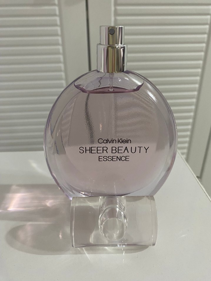 Calvin Klein Sheer Beauty Essence Kadın Parfümü - Görsel 2