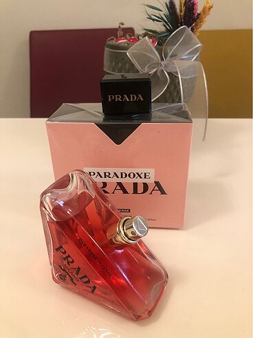 Prada paradoxe intense