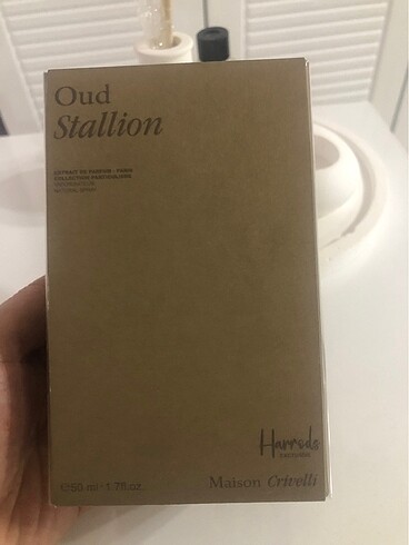 Beden Renk Maison crivelli oud stallion