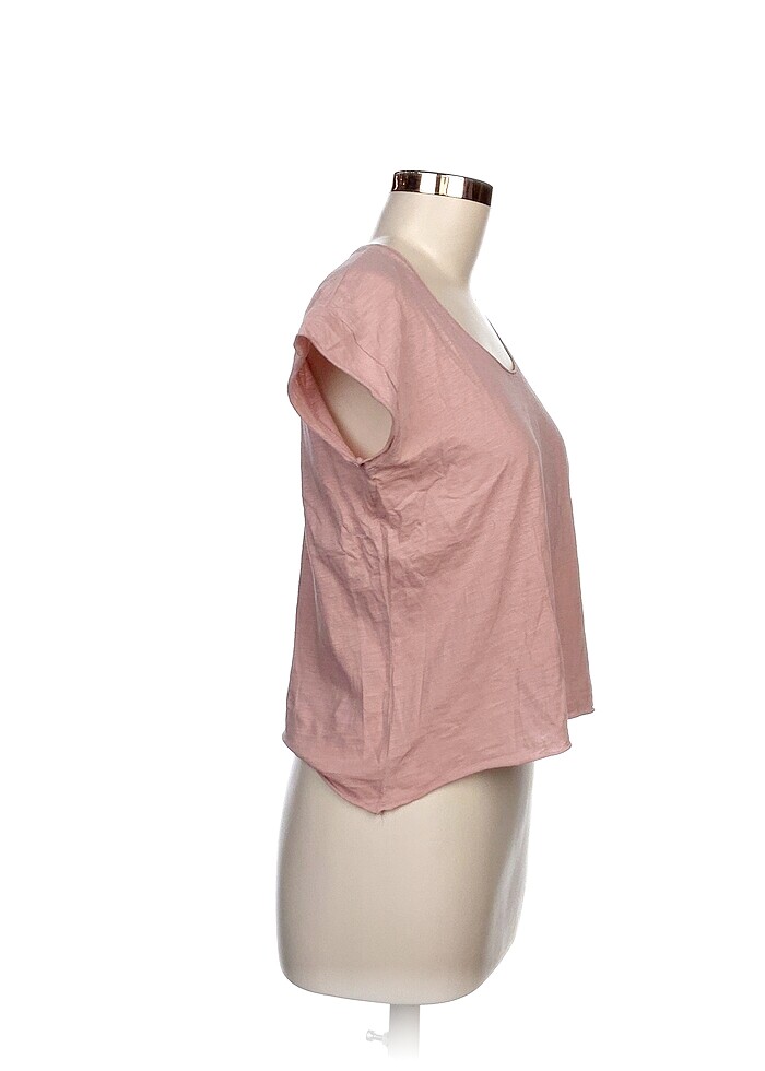 Pull and Bear T-shirt %70 İndirimli. - Görsel 2