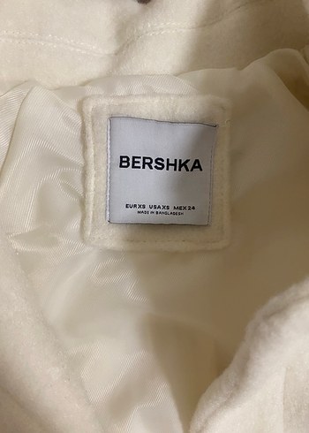 xs Beden beyaz Renk Bershka ceket