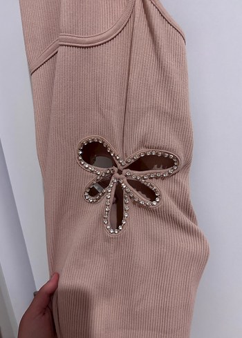 32 Beden Bershka Taşlı Kelebekli Dekolteli Mini Pembe Elbise