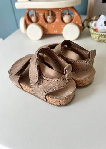 19 Beden kahverengi Renk H&M bebek sandalet