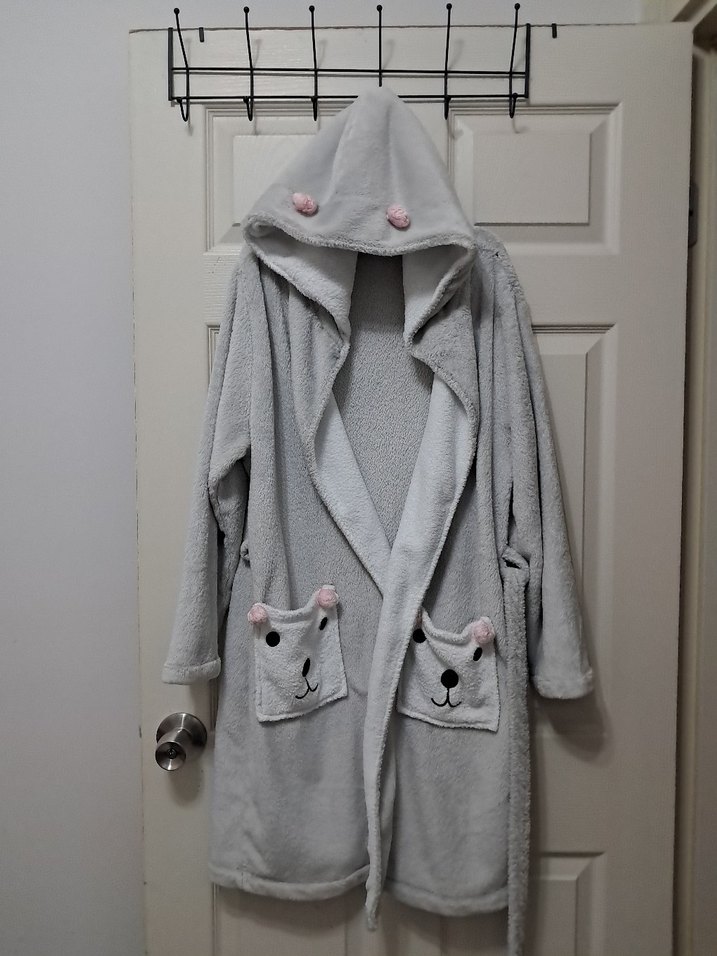 Kapüşonlu Gri Kadın sabahlık - Görsel 2