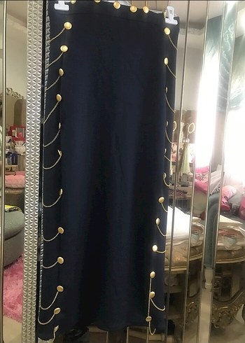 Zincir Detaylı Siyah Uzun Halter Elbise - Görsel 5