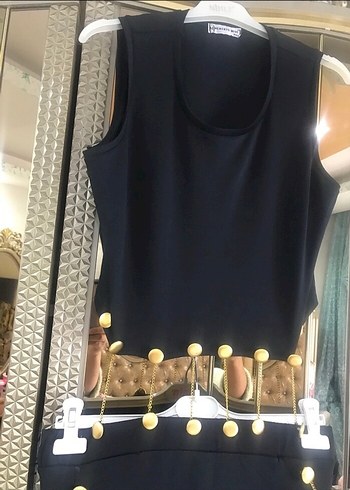 Zincir Detaylı Siyah Uzun Halter Elbise - Görsel 4