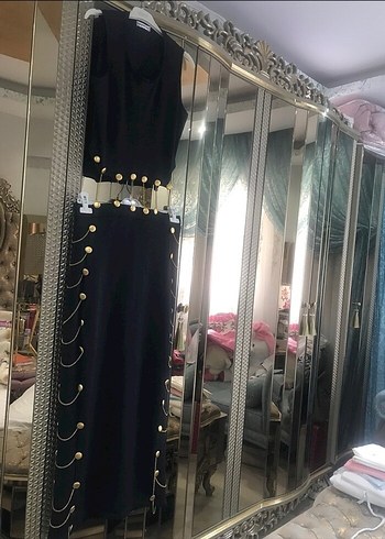 Zincir Detaylı Siyah Uzun Halter Elbise - Görsel 2