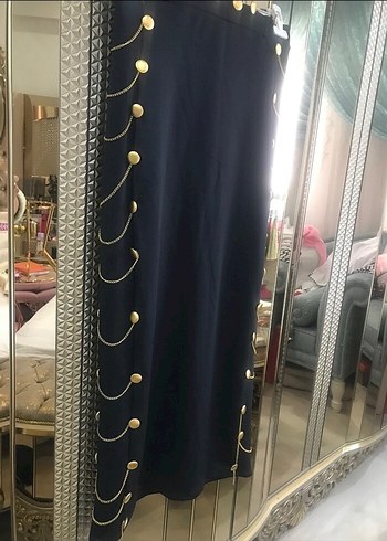 Zincir Detaylı Siyah Uzun Halter Elbise - Görsel 6