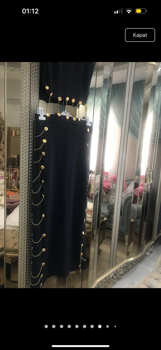 Zincir Detaylı Siyah Uzun Halter Elbise - Görsel 3