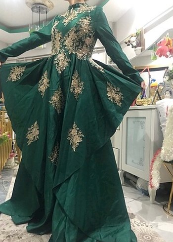 Yeşil İşlemeli Uzun Tesettür Kına Elbisesi - Görsel 2