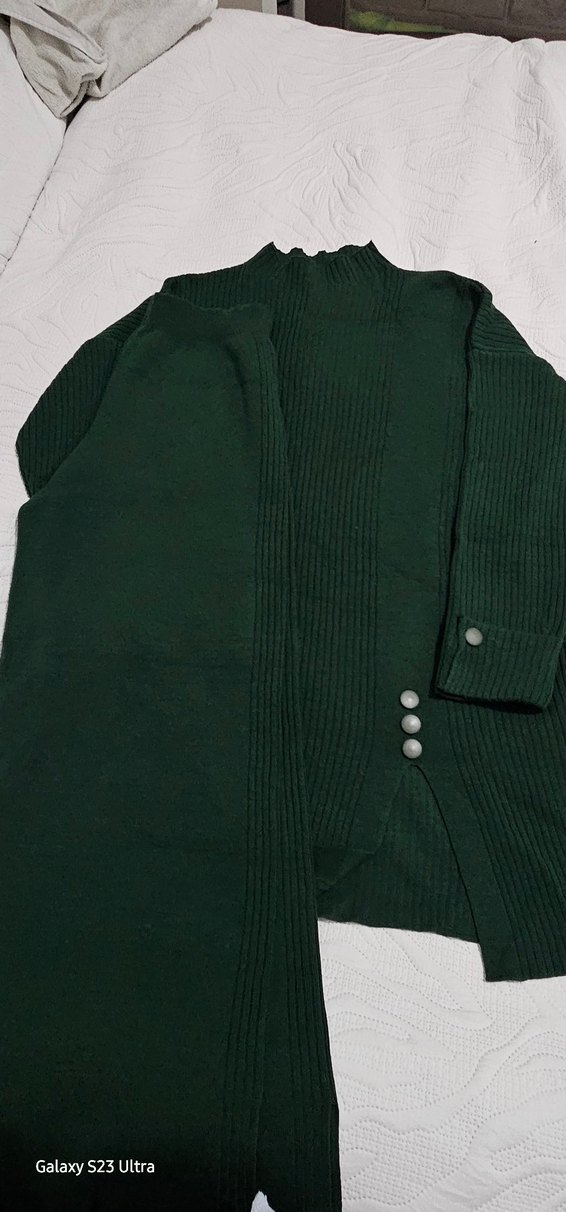 Düğmeli Kadın Uzun Yeşil triko takım - Görsel 2