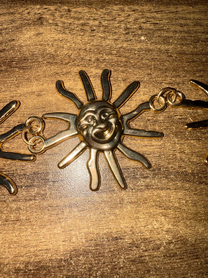 Altın Renkli Zincir Detaylı Kadın Vücut Zinciri - Görsel 2