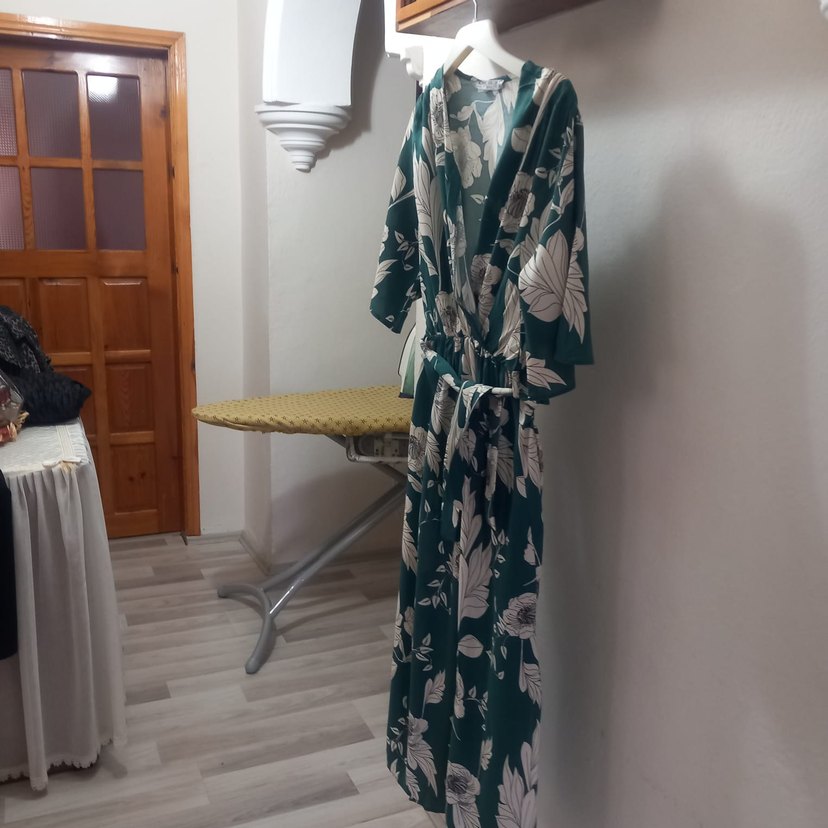 Yeşil Bohem Uzun Elbise V Yakalı - Görsel 2